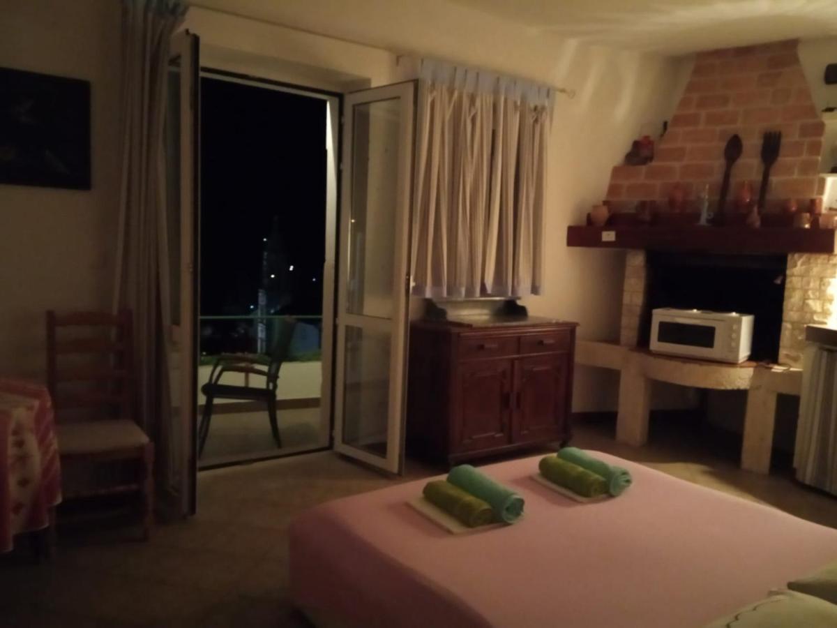Apartments Boćin Rosso Hvar Town Esterno foto