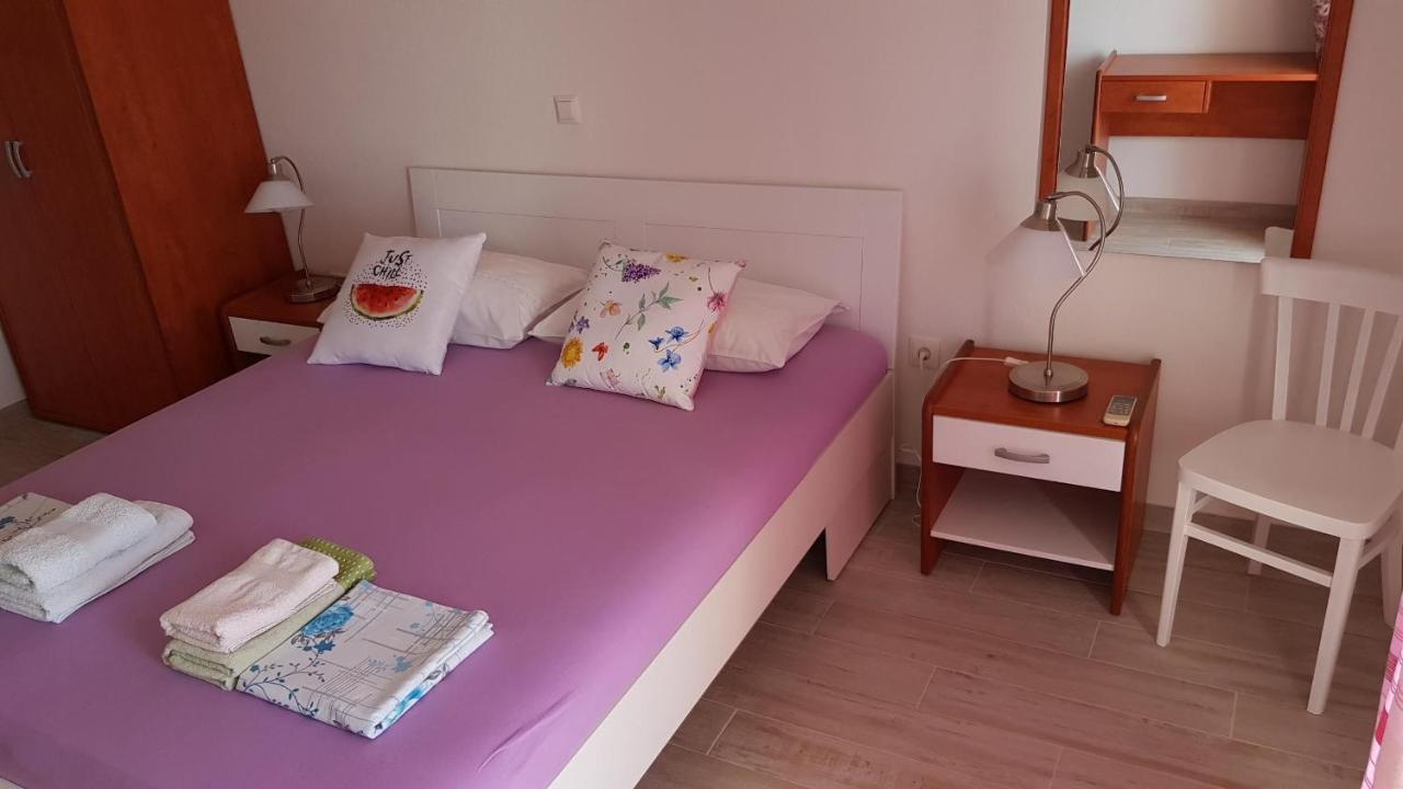 Apartments Boćin Rosso Hvar Town Esterno foto