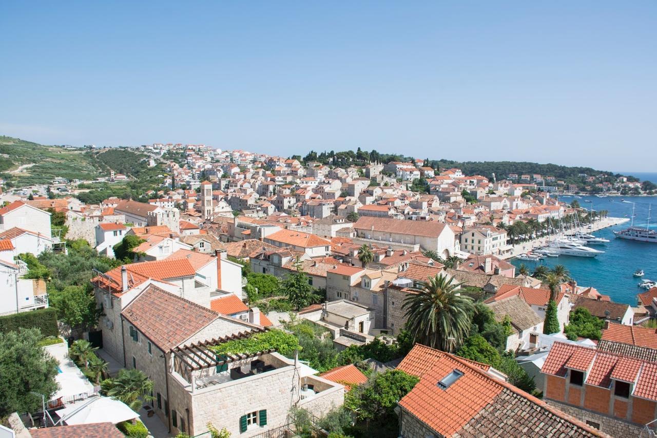 Apartments Boćin Rosso Hvar Town Esterno foto